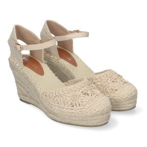 Sandalias de cuña alta beige mujer pala crochet estilo valenciana VRA-899