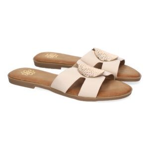 Sandalias planas beige mujer detalle en pala GG-63