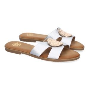 Sandalias planas plateadas mujer detalle en pala GG-63