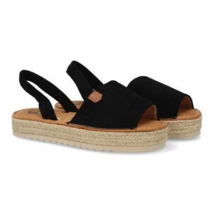 Sandalias estilo menorquina con plataforma color negro